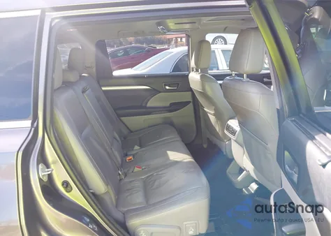 2015 Toyota Highlander Xle V6 из США, поврежденный, VIN 5TDKKRFH2FS062638